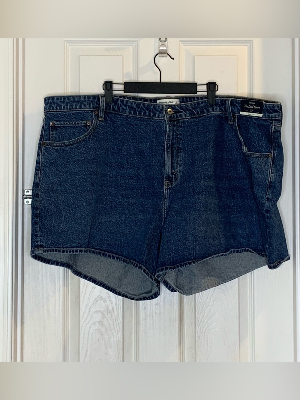 Abercrombie & Fitch The Dad Short High Rise Size 37/24 Plus Size